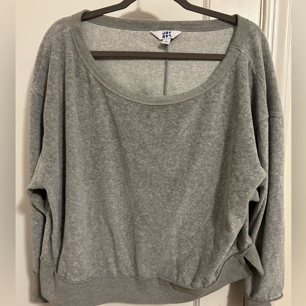 Joy Lab Women’s velour sweatshirt- color grey, size large.